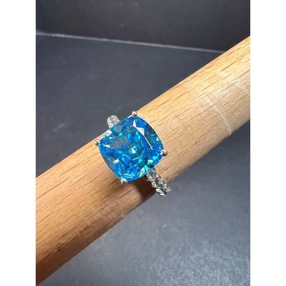Aqua blue CZ sterling silver ring size 8 - Picture 15 of 16